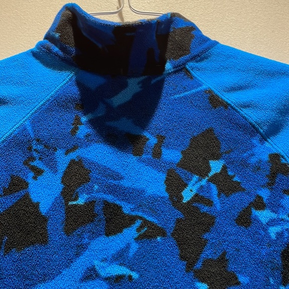 Warm thin fleece half zip top. - Picture 7 of 12